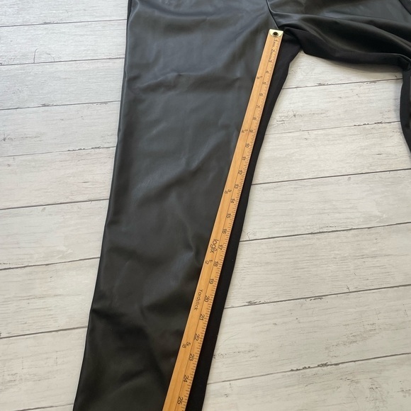 Michael Kors Ankle Faux Leather Leggings Women's 1 X Black Zippered-Pocket - Picture 8 of 10